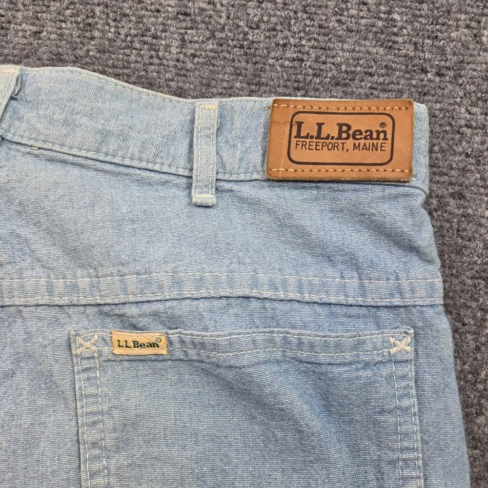 Vintage LL Bean Jeans Mens 32x30 Blue Light Wash Straight Workwear Made USA 80s
